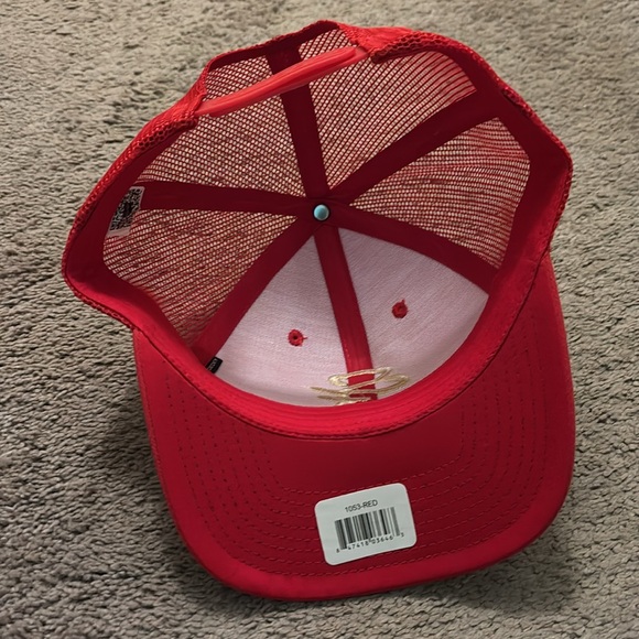 Hat - Picture 3 of 3